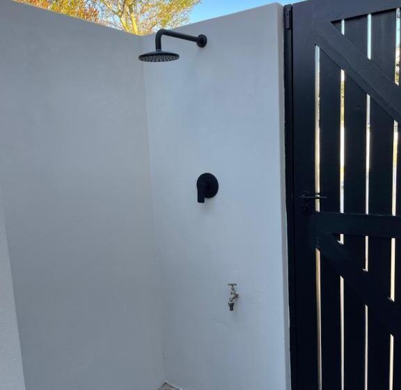 Sunset Villa   Brand New Home 200m From The Beach