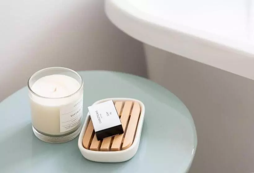 Sunset Villa   Brand New Home 200m From The Beach