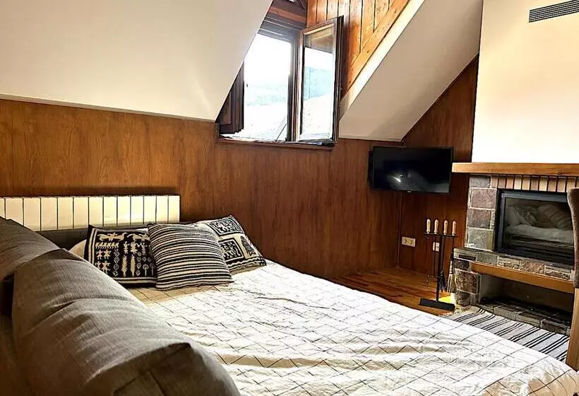 Dúplex Amb Vistes Fantàstiques Al Centre D Esterri D àneu By Rural D àneu