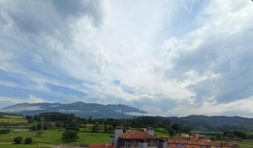 Duplex Con Vistas Al Picu Pienzu, Colunga