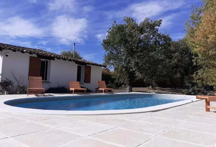 Gîte En Pleine Nature, A La Douceur Des Chênes