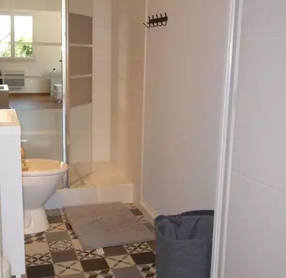 Gîte En Pleine Nature, A La Douceur Des Chênes