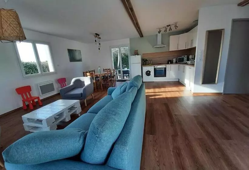 Gîte En Pleine Nature, A La Douceur Des Chênes