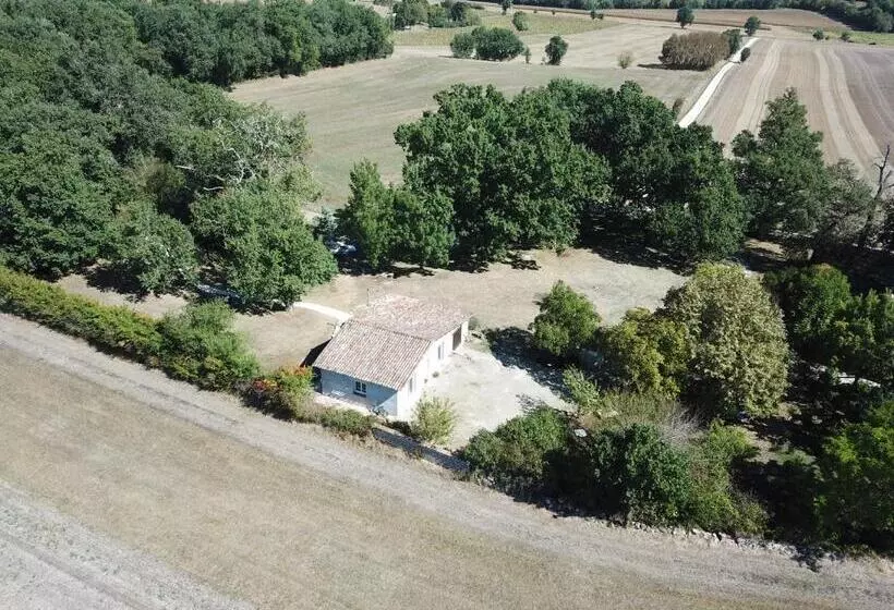 Gîte En Pleine Nature, A La Douceur Des Chênes