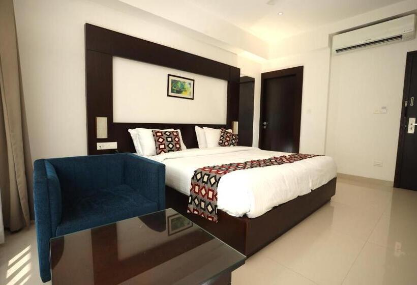 فندق Loveland Residency