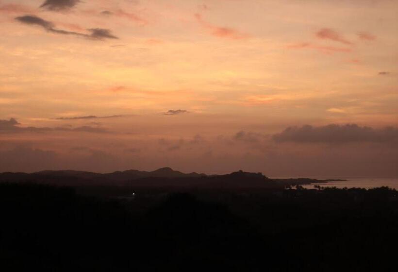 Hotel Palomar Ecocabaña