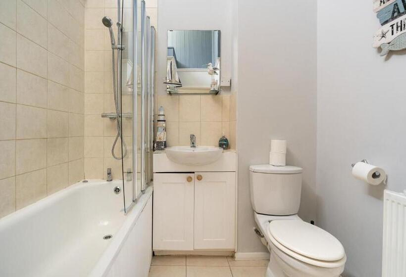 Onyx Bay Whole Apartment Wifi Beach 2 Bed Broadstairs Town