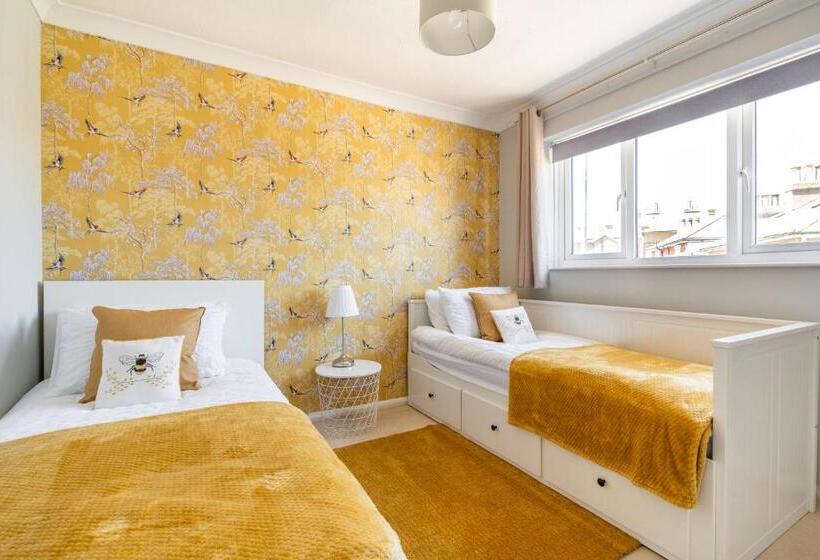 Onyx Bay Whole Apartment Wifi Beach 2 Bed Broadstairs Town