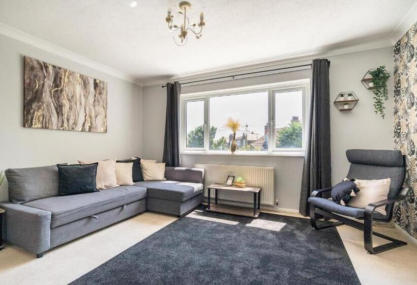 Onyx Bay Whole Apartment Wifi Beach 2 Bed Broadstairs Town