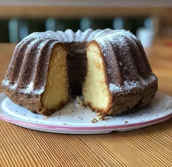 Majatalo Chata Pod Obřím Hradem