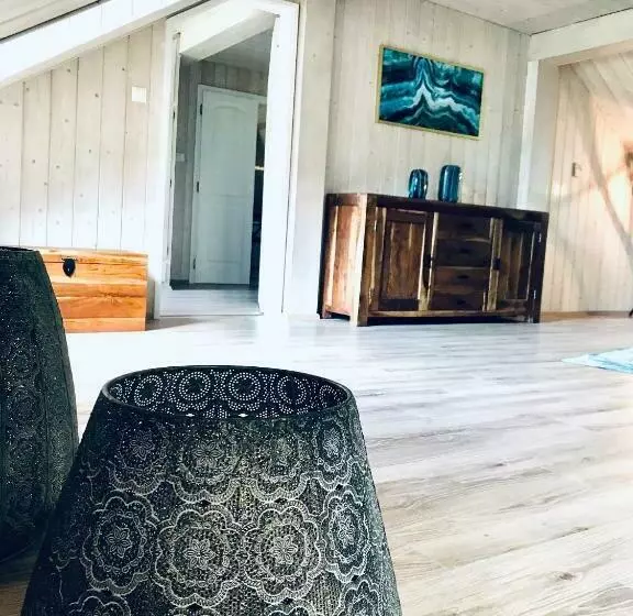 Majatalo Chata Pod Obřím Hradem