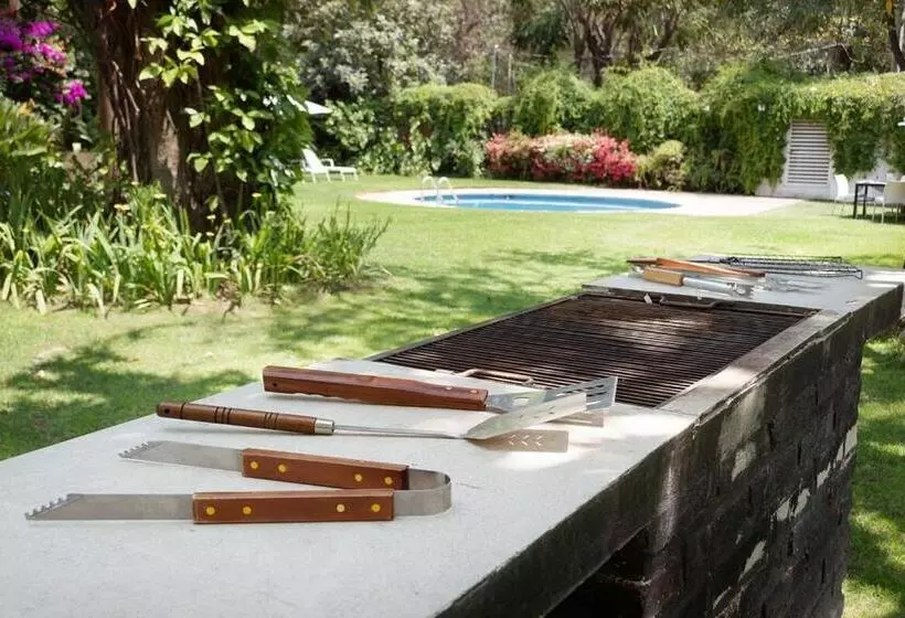 Welcome To Villa Cristy 3 Br 3 5 Wc In The La Floresta Area