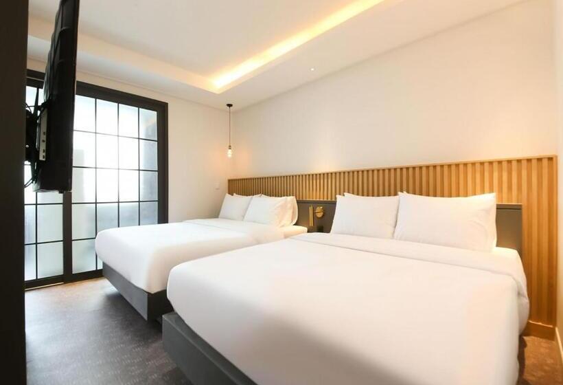 West In Hotel Yeosu