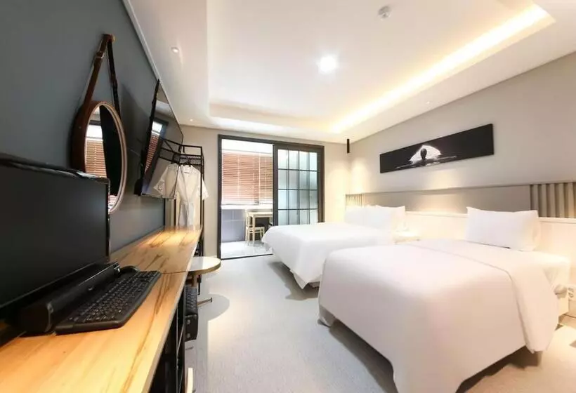 West In Hotel Yeosu