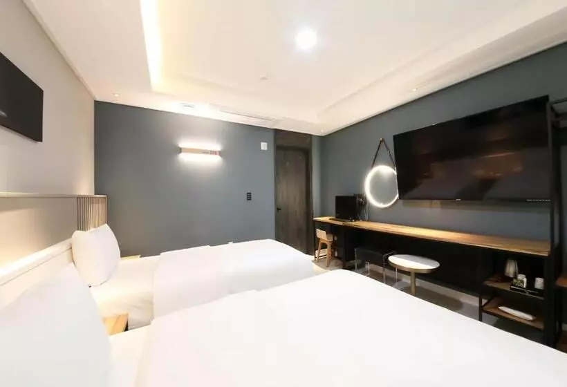 West In Hotel Yeosu
