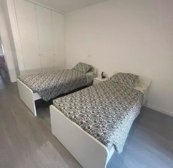 Apartamento Amplo E Moderno   Perto Do Estádio Futebol