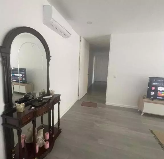 Apartamento Amplo E Moderno   Perto Do Estádio Futebol