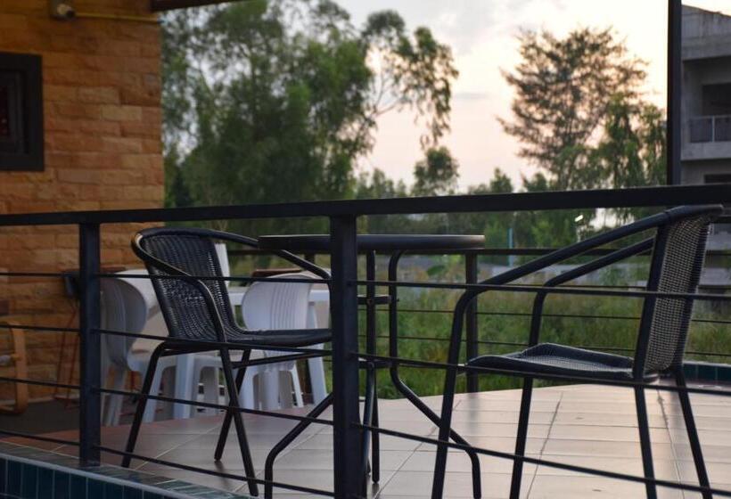 住宿加早餐 Bkl Pool Villa Pattaya