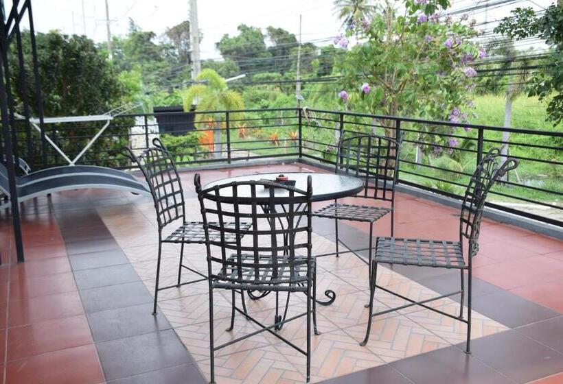 住宿加早餐 Bkl Pool Villa Pattaya