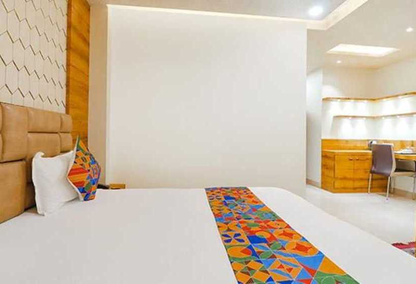 Fabhotel Holiday Grand