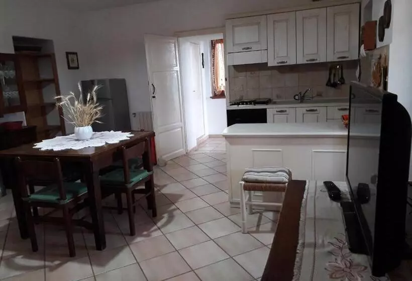 ホテル Agriturismo Del Monte