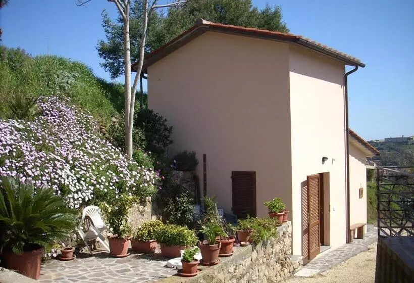 ホテル Agriturismo Del Monte