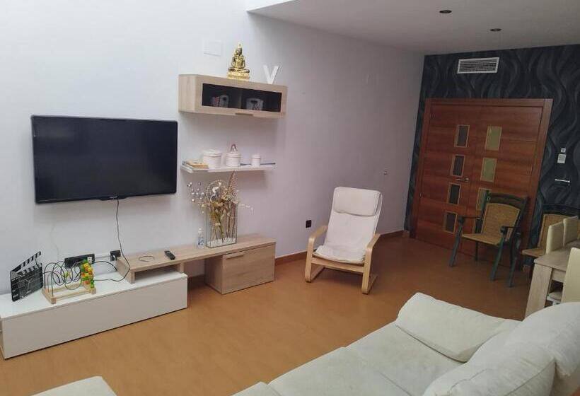 La Mancheguita De Madrigueras 5 Dormitorios Dobles Chalet Con Piscina Y Barbacoa Ideal Familias 11 P