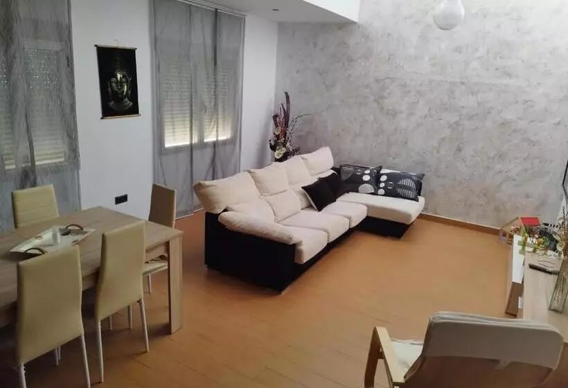 La Mancheguita De Madrigueras 5 Dormitorios Dobles Chalet Con Piscina Y Barbacoa Ideal Familias 11 P