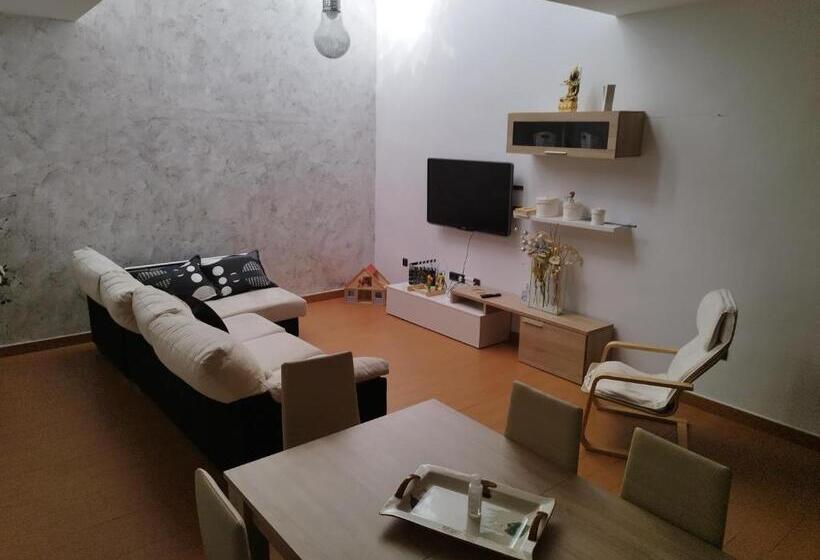 La Mancheguita De Madrigueras 5 Dormitorios Dobles Chalet Con Piscina Y Barbacoa Ideal Familias 11 P