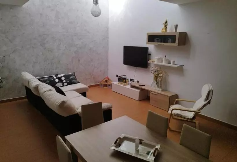 La Mancheguita De Madrigueras 5 Dormitorios Dobles Chalet Con Piscina Y Barbacoa Ideal Familias 11 P