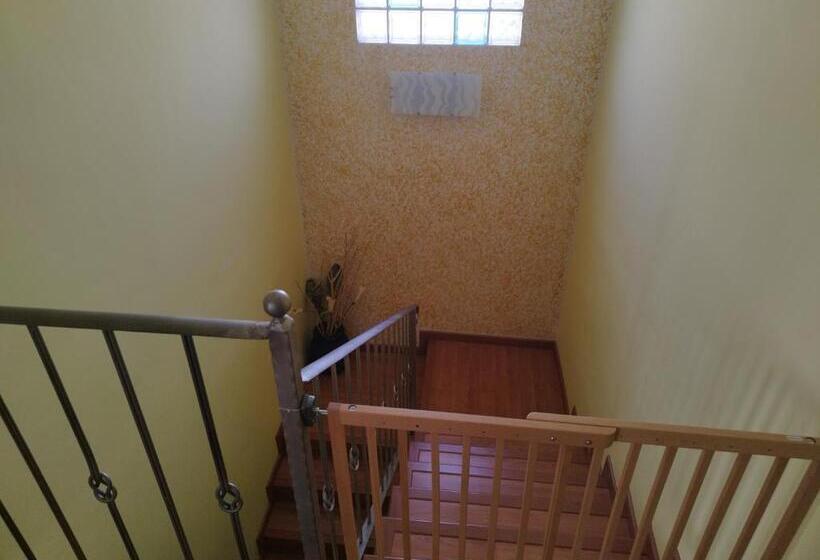 La Mancheguita De Madrigueras 5 Dormitorios Dobles Chalet Con Piscina Y Barbacoa Ideal Familias 11 P