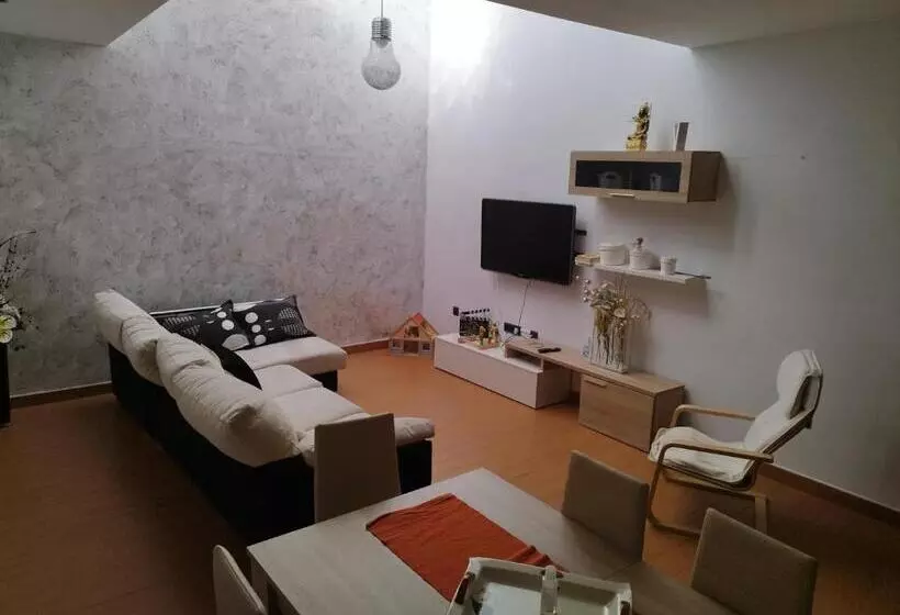 La Mancheguita De Madrigueras 5 Dormitorios Dobles Chalet Con Piscina Y Barbacoa Ideal Familias 11 P