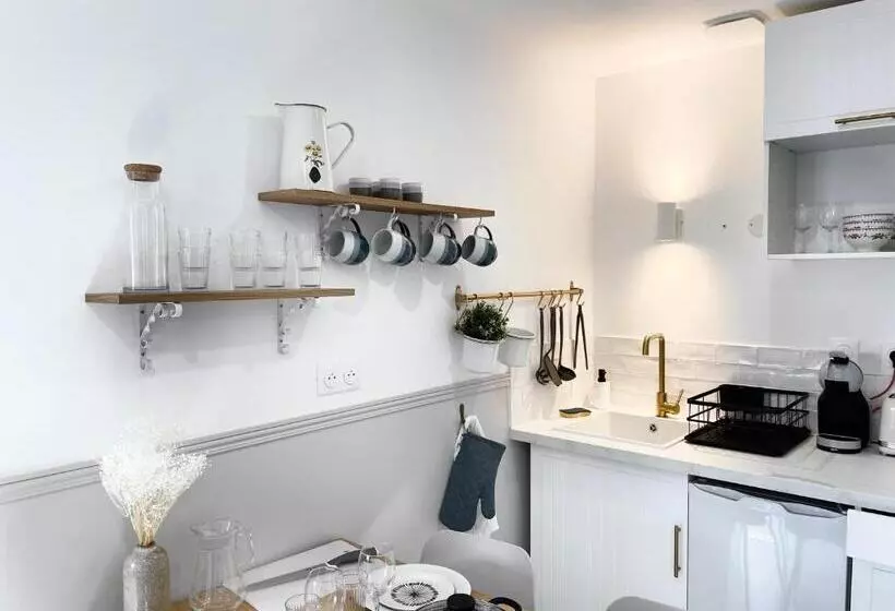 La Source   Spacieux T2 Au Coeur Du Village, à 5min Des Plages