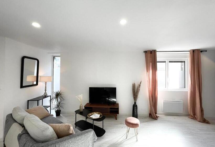 La Source Spacieux T2 Au Coeur Du Village, à 5min Des Plages