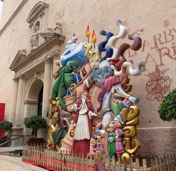 Luxury Apartment By The Sea