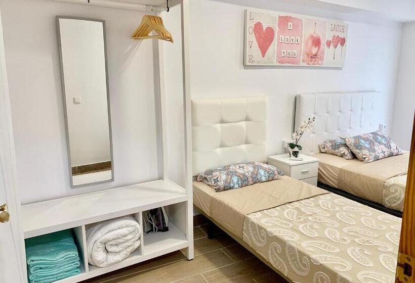 Luxury Apartment By The Sea