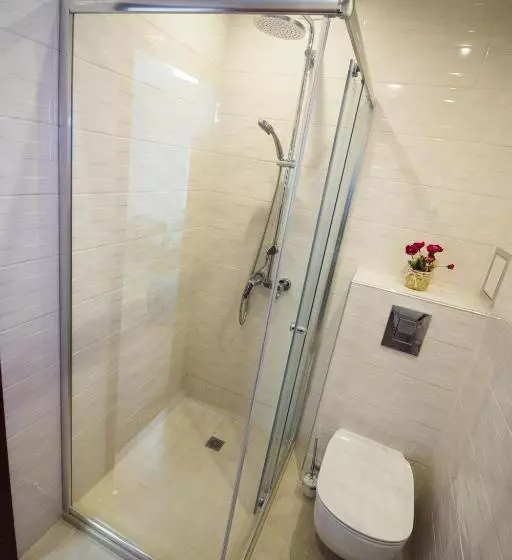 پانسیون Breeze Guest House