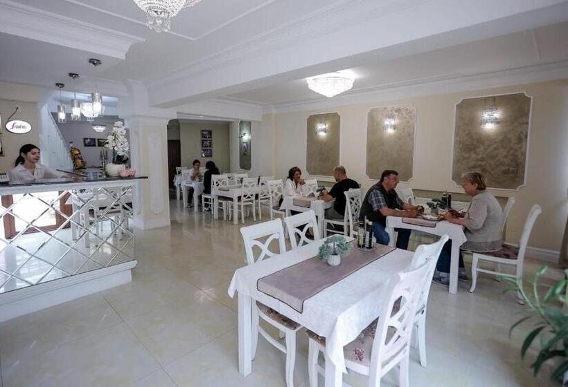 Pensiune Restaurant Select