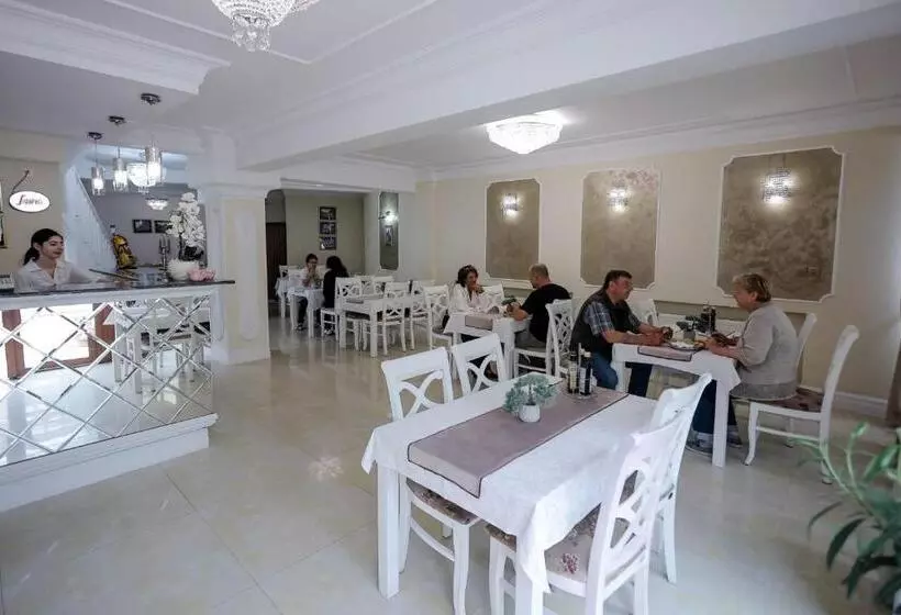 Pensiune Restaurant Select