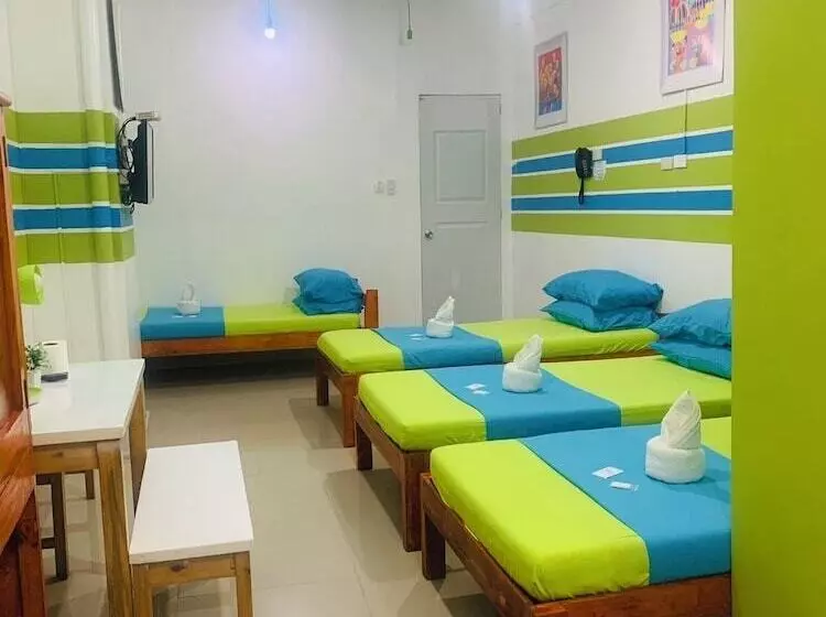 ユースホステル Yuj Inn Pasay