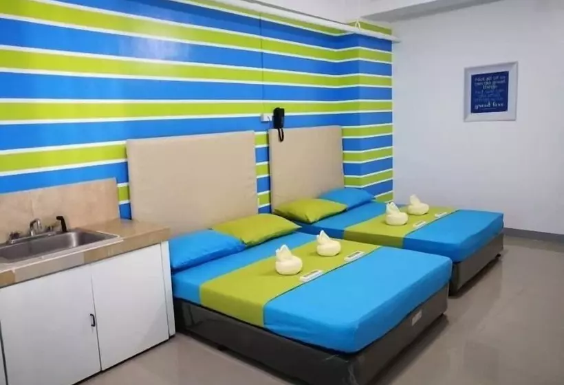ユースホステル Yuj Inn Pasay