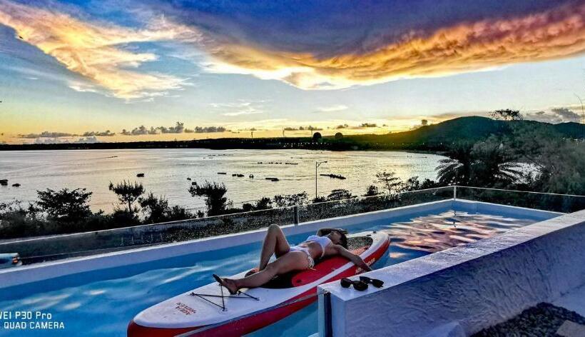 تختخواب و صبحانه Sky Villa 南灣薇拉海景莊園 包棟villa