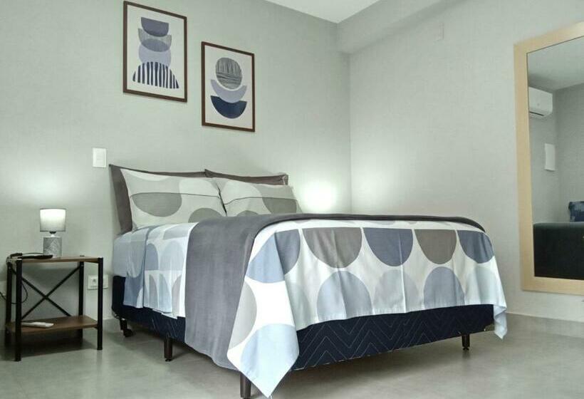 Bed and Breakfast Suíte Ilhinha Em Condomínio Na Praia Do Perequê