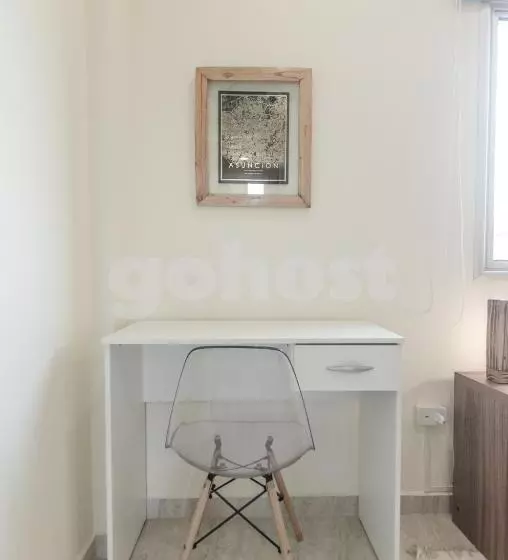 Spacious 2 Bedroom Apartment In Villa Morra