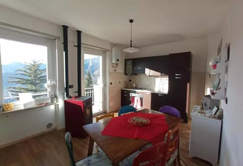 Trekker S Home L Infinito Per Escursionisti   Gruppi E Famiglie