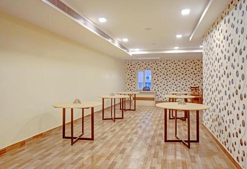 Fabhotel The Fortune Inn   Nr Srimathi Suntharavalli School