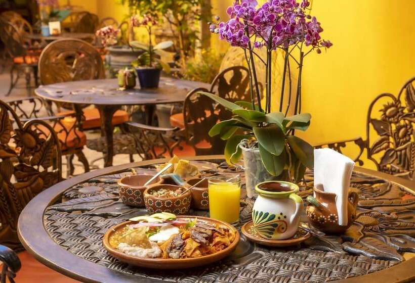 Hotel La Casona Chapala