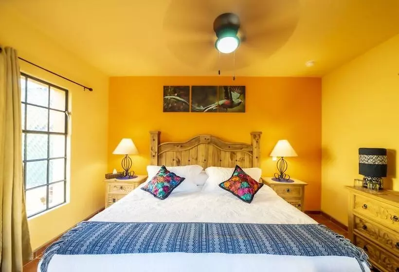 ホテル La Casona Chapala