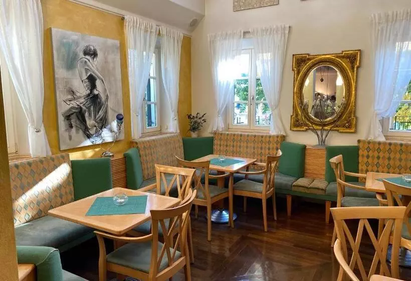 ホテル Landcafe Auszeit