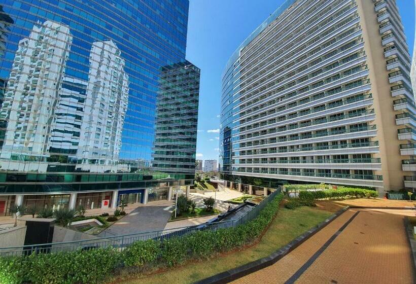 Hotel Vision Executive   Work & Live